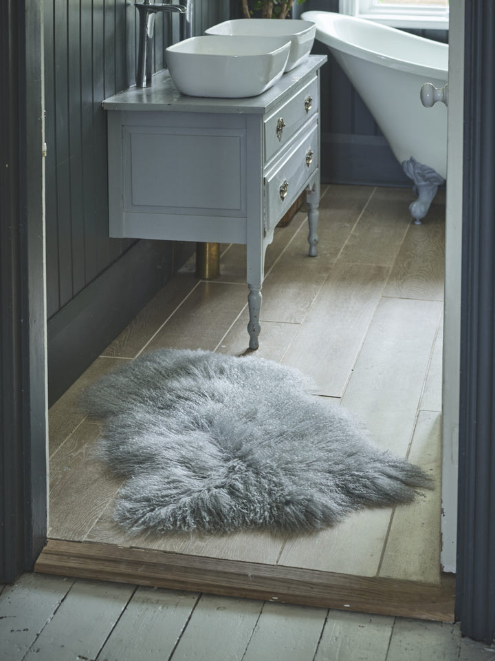 Tibetan Sheepskin Rug Silver Grey