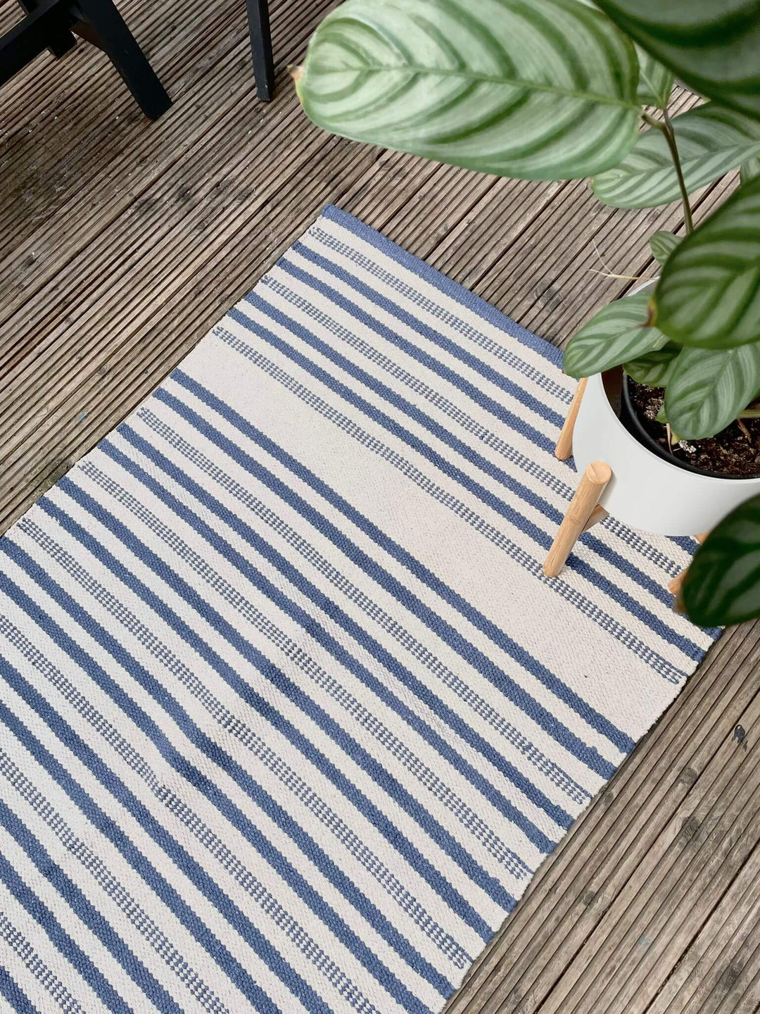 Striped Garden Patio Rug Blue/ Yellow/ Green