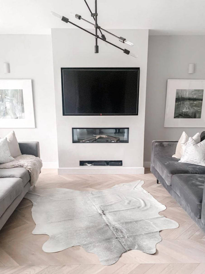 Grey Cowhide Rug – Natural, Ethically Sourced @kjg_home